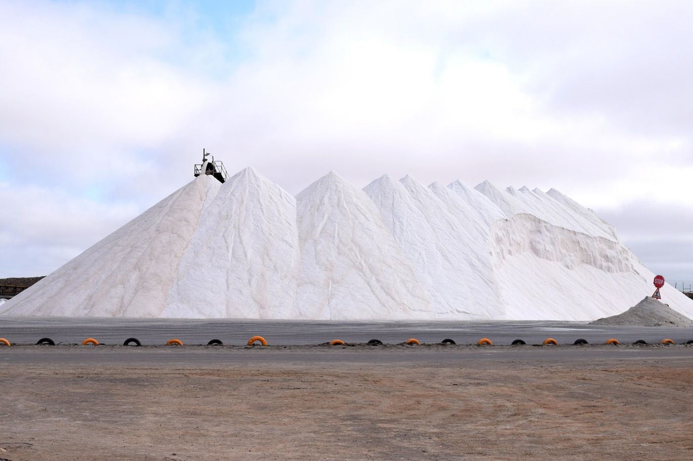 Best Graphite Mining Stocks: High-quality graphite ore being mined and processed in Kenya.