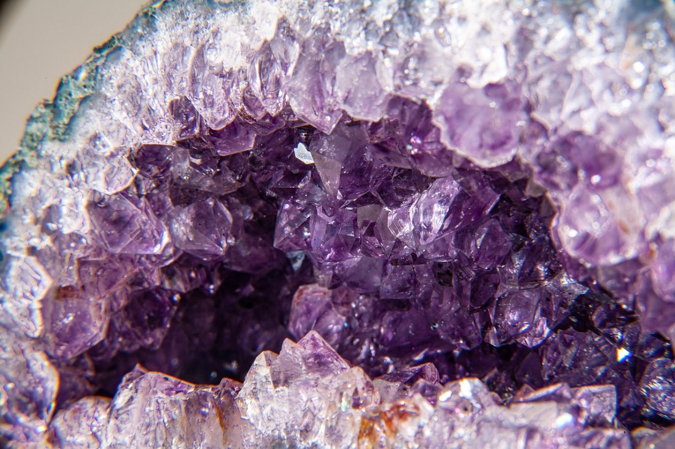 Bulk amethyst stones sourced from Kenya by Maiyam Group