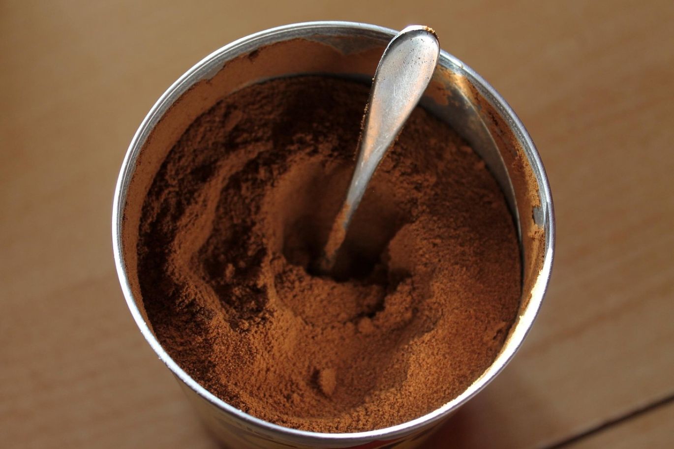 Close-up of high-quality Calcium Bentonite powder, a key product from leading Calcium Bentonite Suppliers.