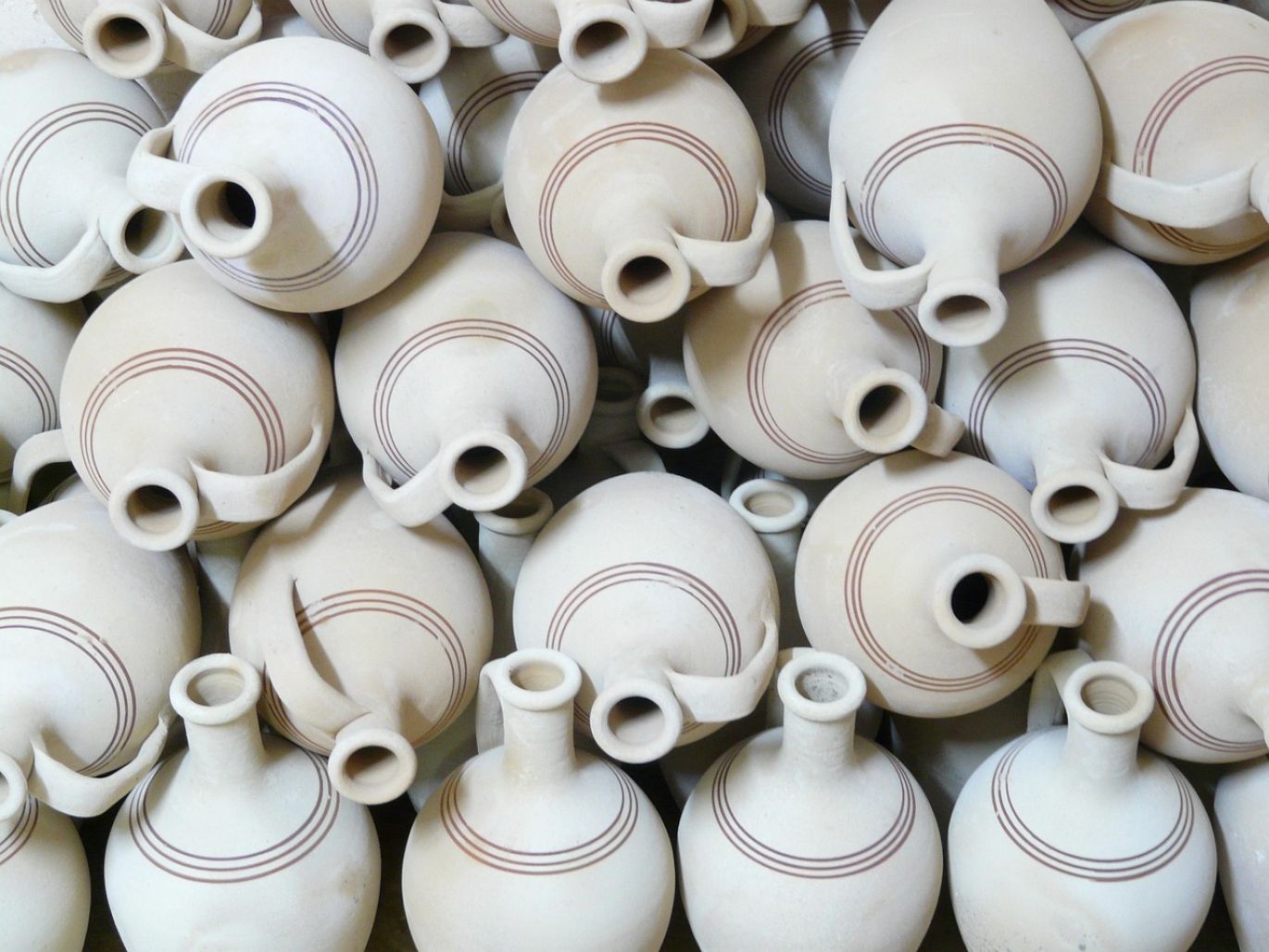 Close-up of white china clay powder, essential for making ceramics, expertly sourced by Maiyam Group.