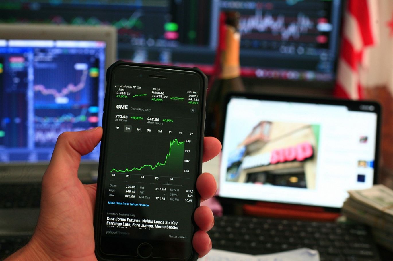 Investor analyzing Coal Stocks Asx charts with global commodity market data overlay