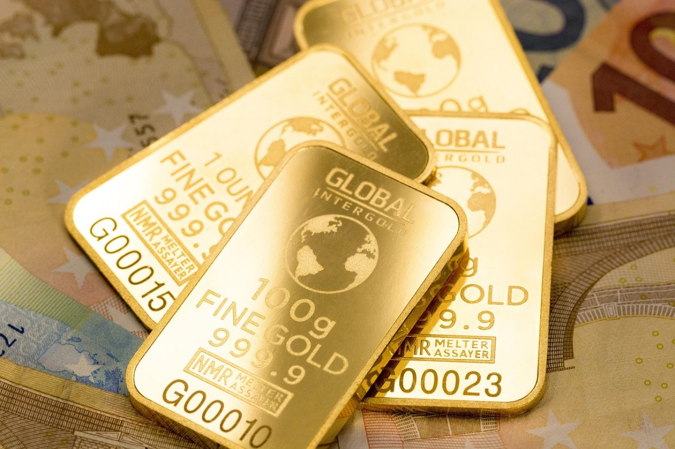 Gold Royalty Stocks - Investment opportunity in precious metals and commodities