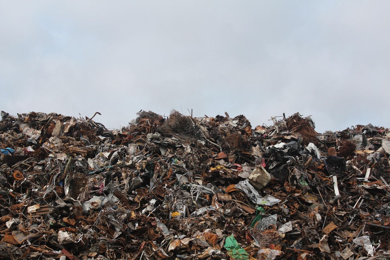 Industrial gold scrap materials for sale from Maiyam Group Kenya