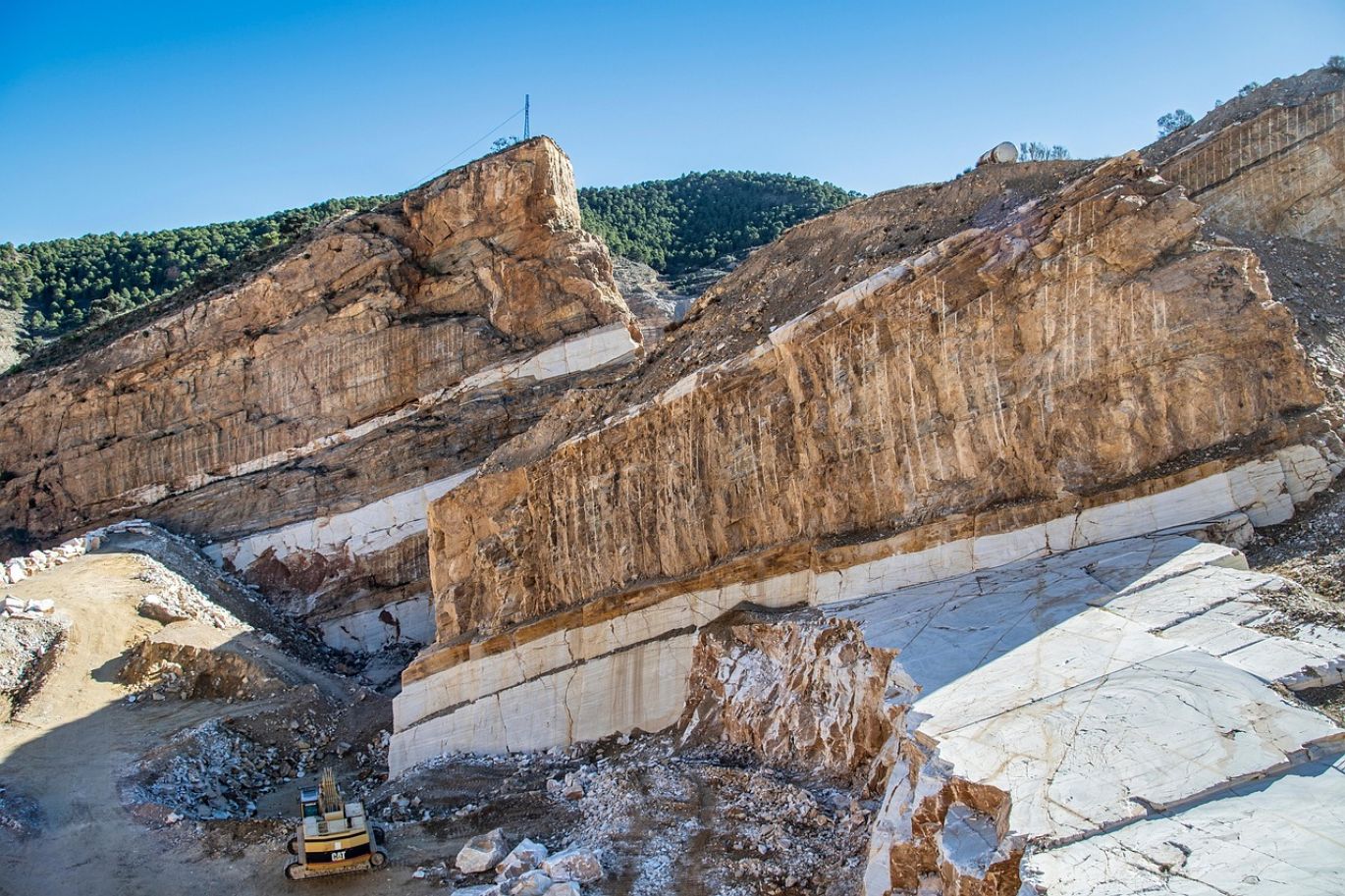 Industrial Minerals sourced ethically from Kenya by Maiyam Group for global manufacturing