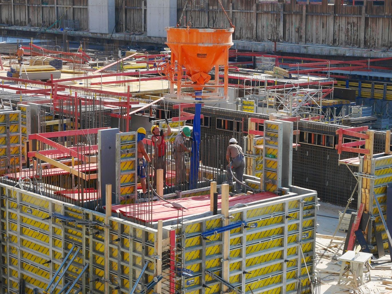 Suppliers providing Magnesium Oxide Cement for industrial applications