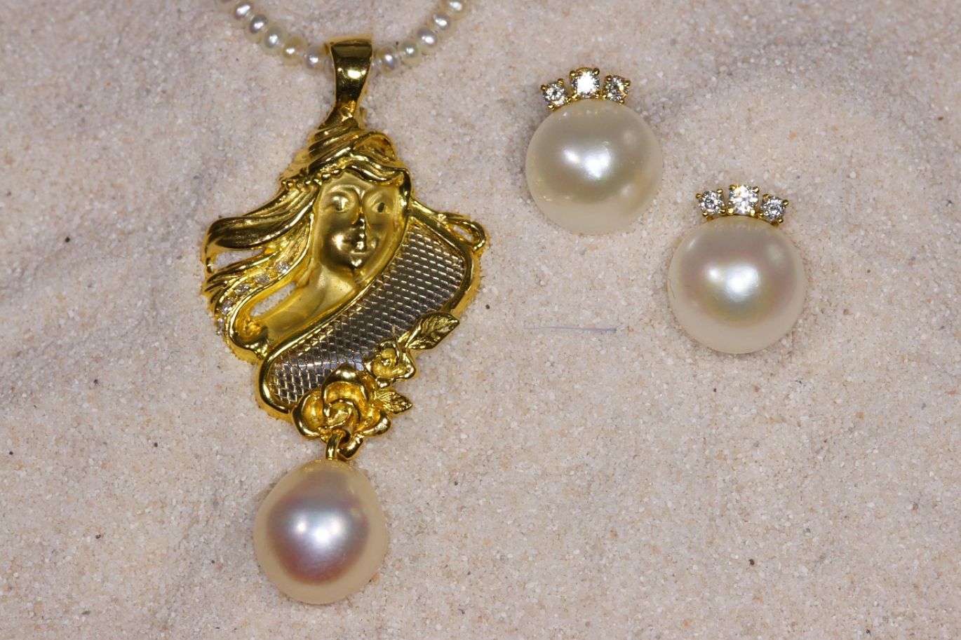 Micro Gold Plated Jewellery Manufacturers sourcing gold from Maiyam Group in Kenya