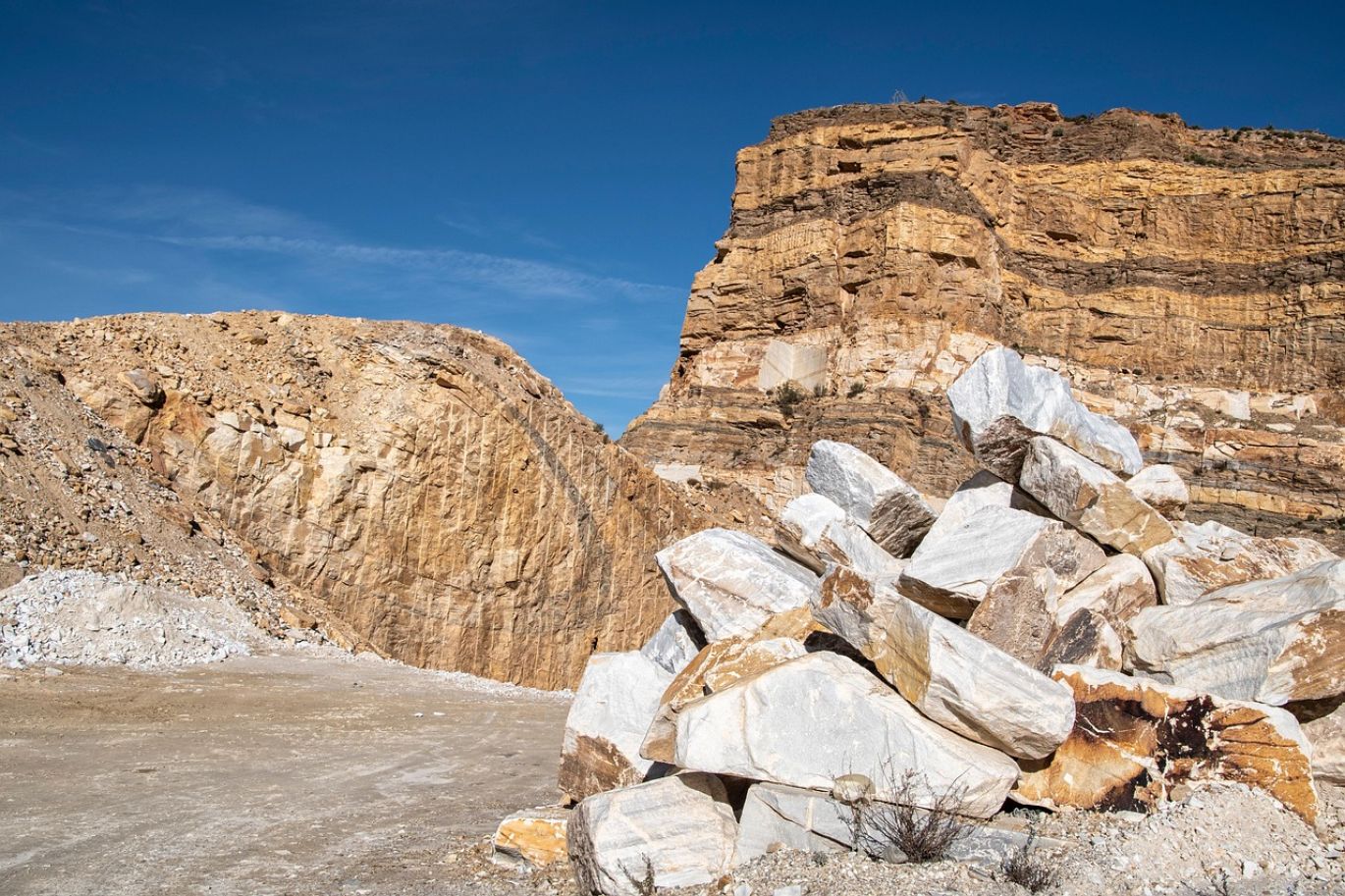 Maiyam Group showcasing diverse mineral samples for the Mineral Based Industry in Kenya