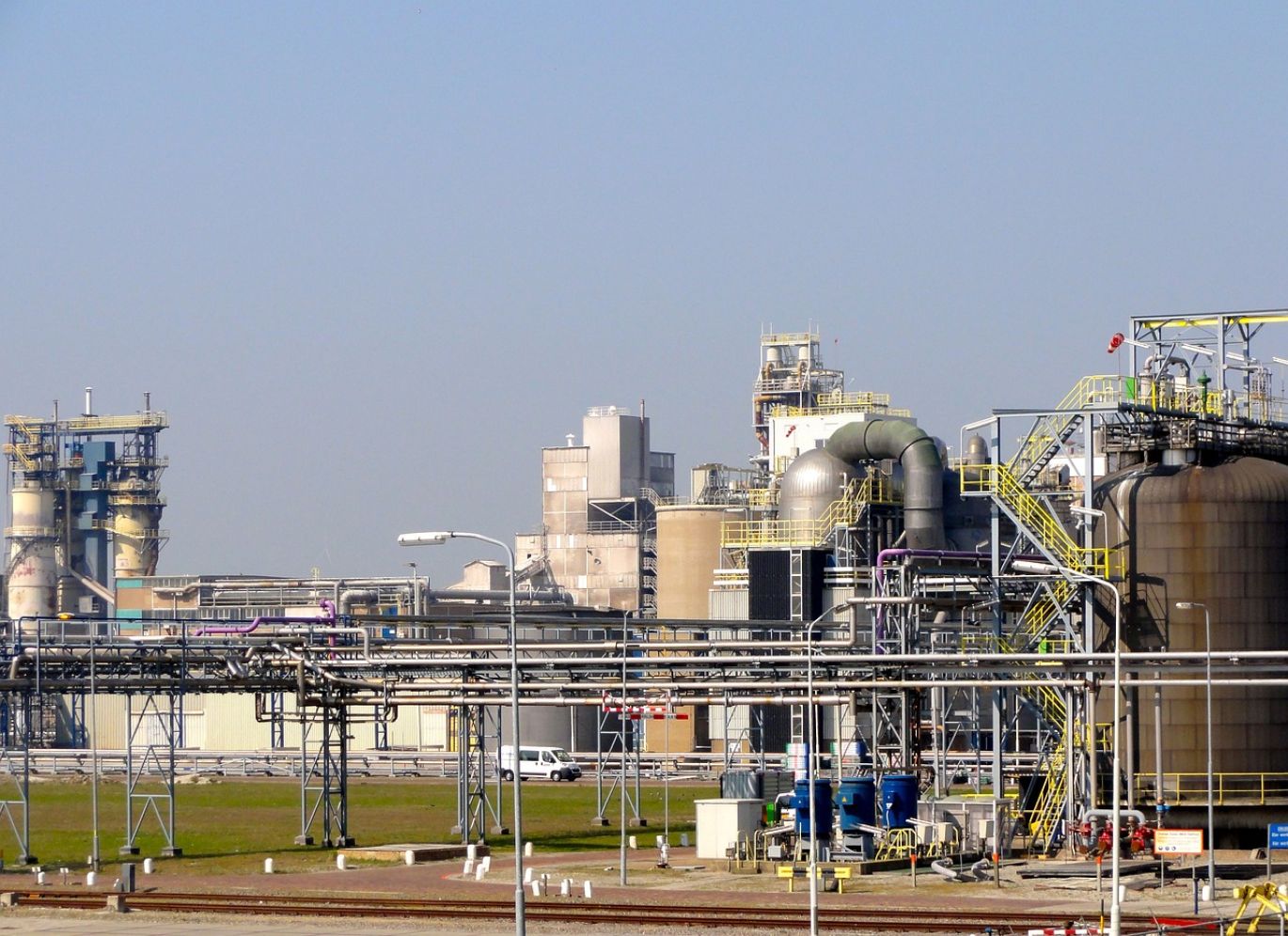 A modern industrial mineral processing plant with advanced machinery for efficient ore refinement and extraction.