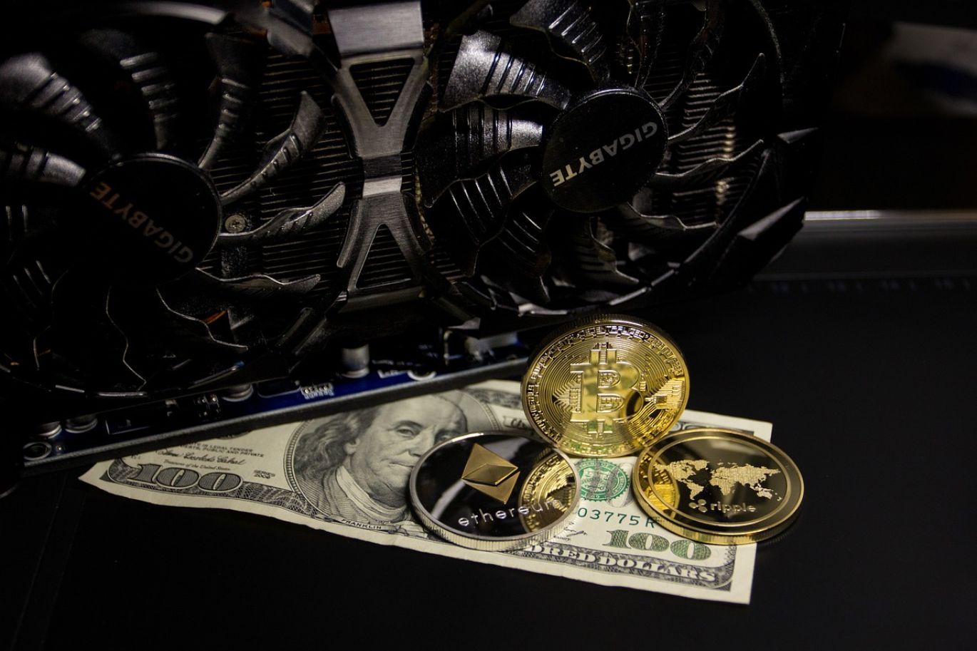 Investor analyzing Orosur Mining Shares amidst global mineral trade charts and data