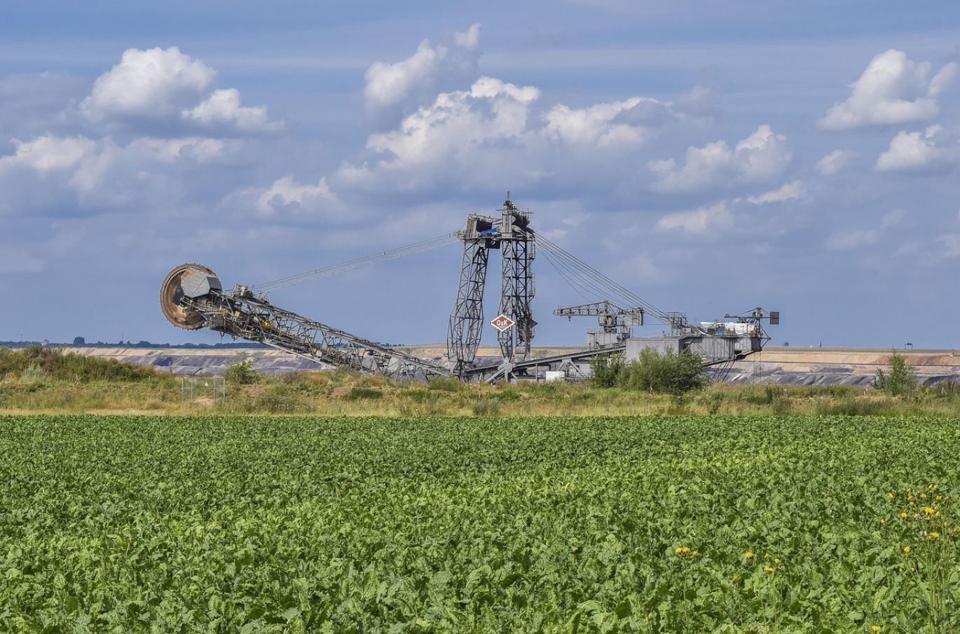 Short Mining operations in Kenya managed by Maiyam Group, showcasing responsible mineral extraction and supply.