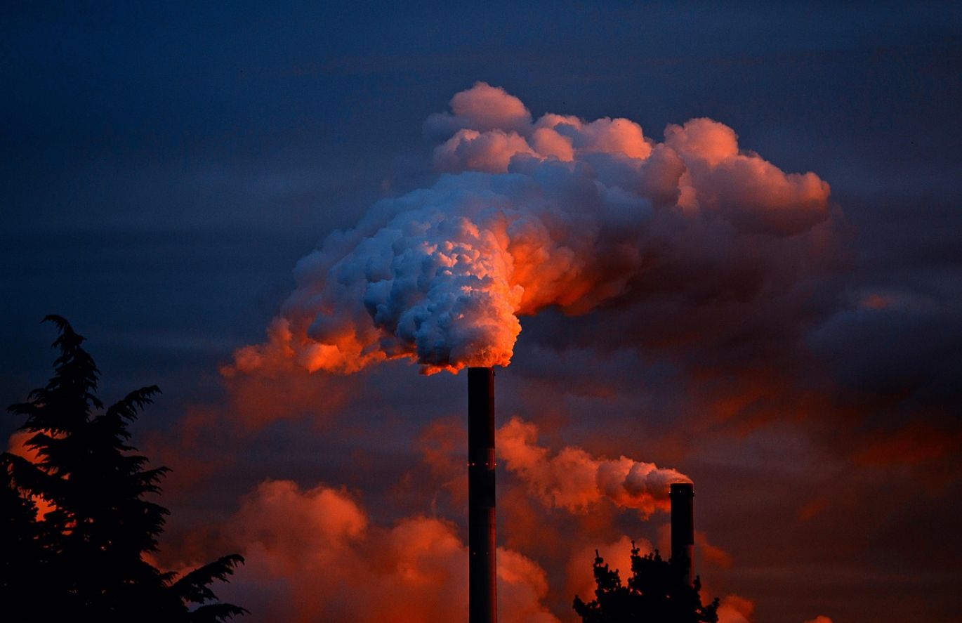 Silica defoamer being used in an industrial manufacturing process to control foam